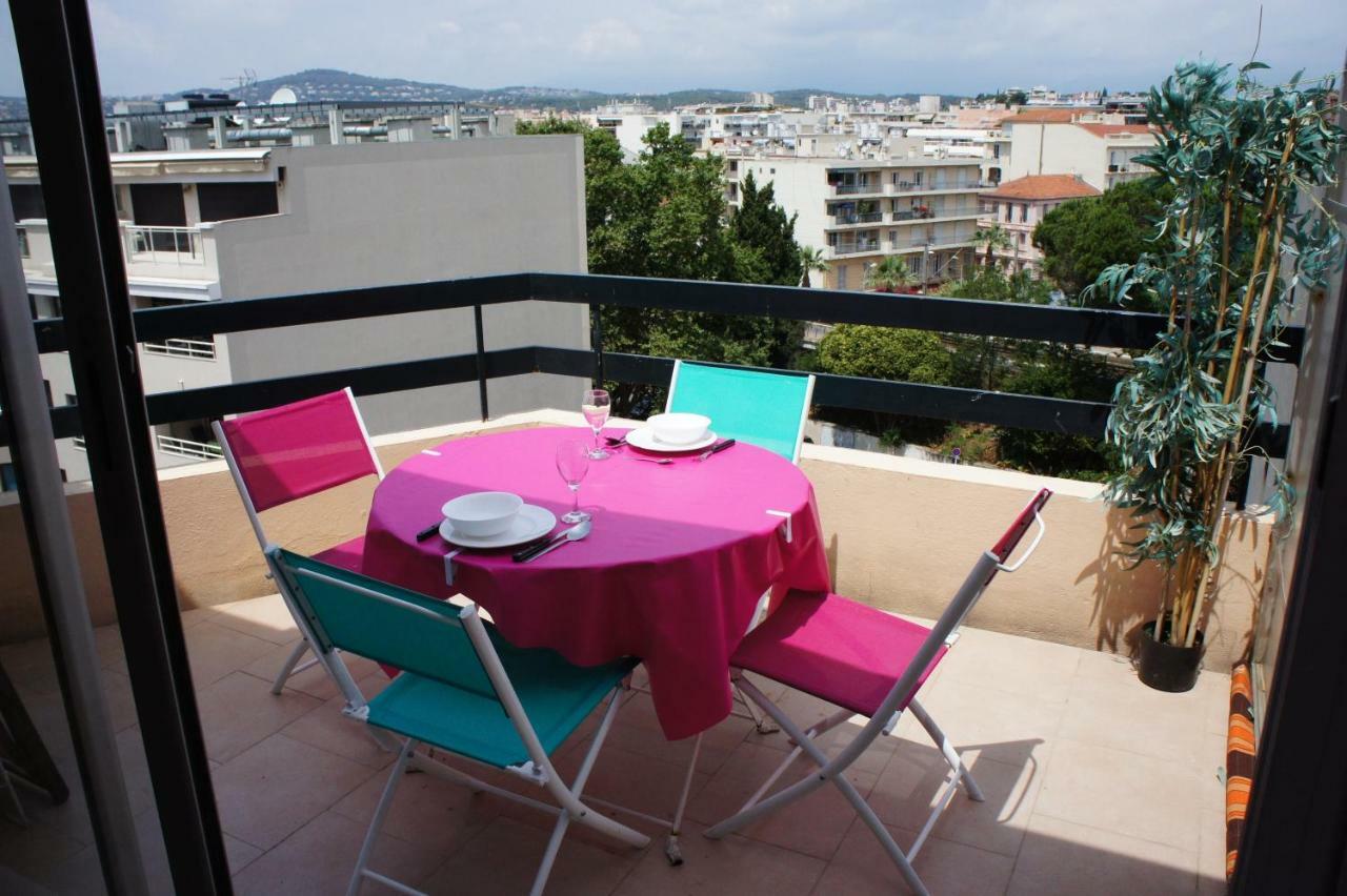 Apartamento Le Montana Juan-les-Pins Exterior foto